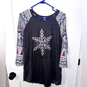 L & B LIFE BRAND WOMENS SNOWFLAKE T SHIRT